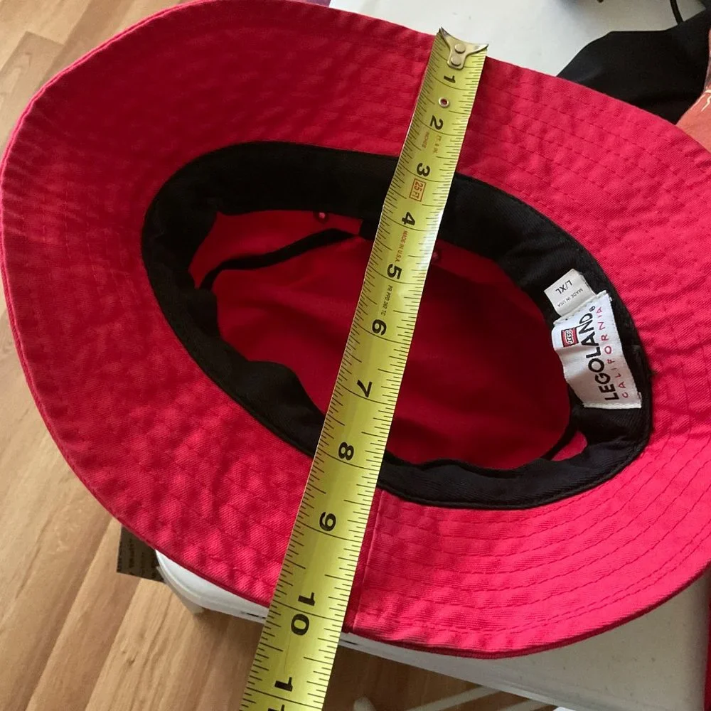 LEGOLAND California Red Bucket Hat  Size‎ L/XL Child Size
